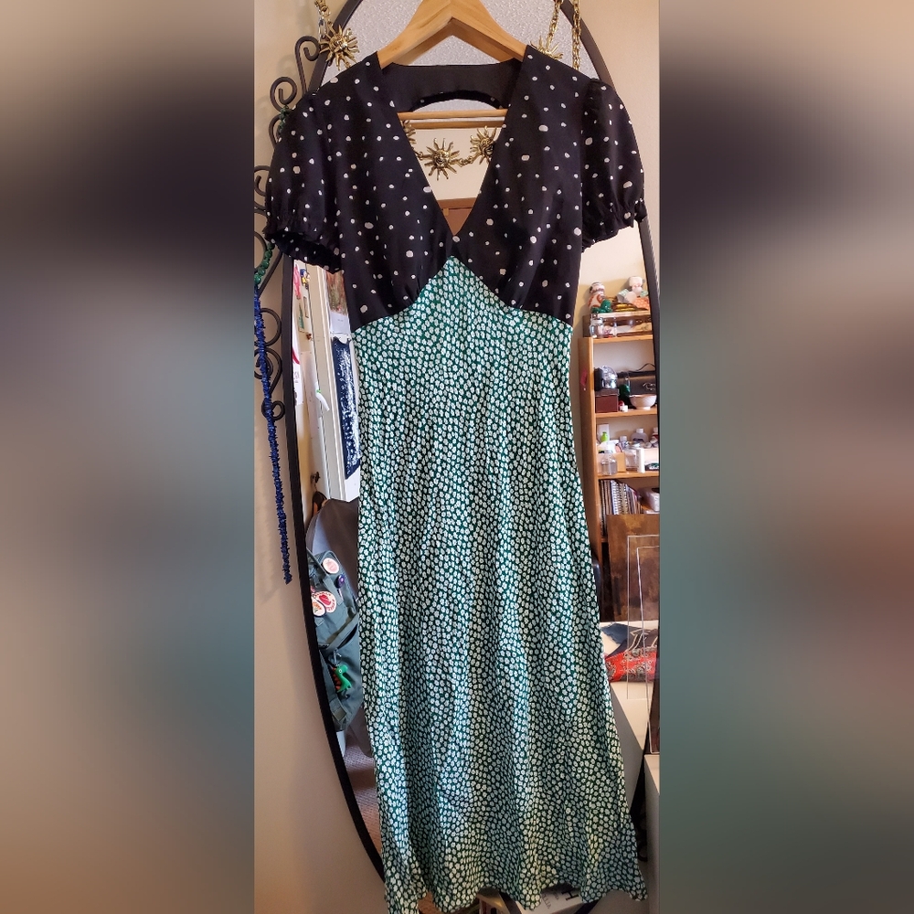 Backless long dress